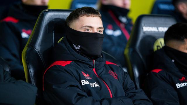 赢克星拿下半程冠军，拜仁何时才能解决续约难题？